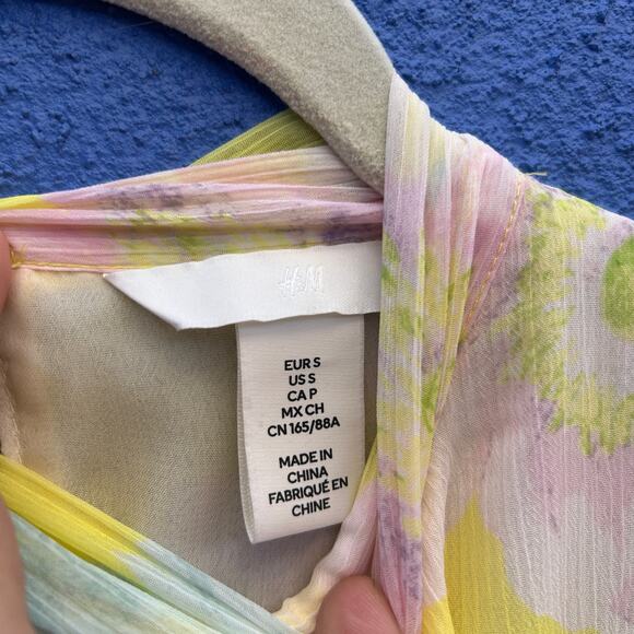 h&m yellow floral maxi dress - Picture 6 of 7